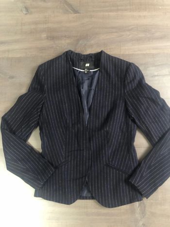 Blazer H&M ajusté taille 34 marine fines rayures