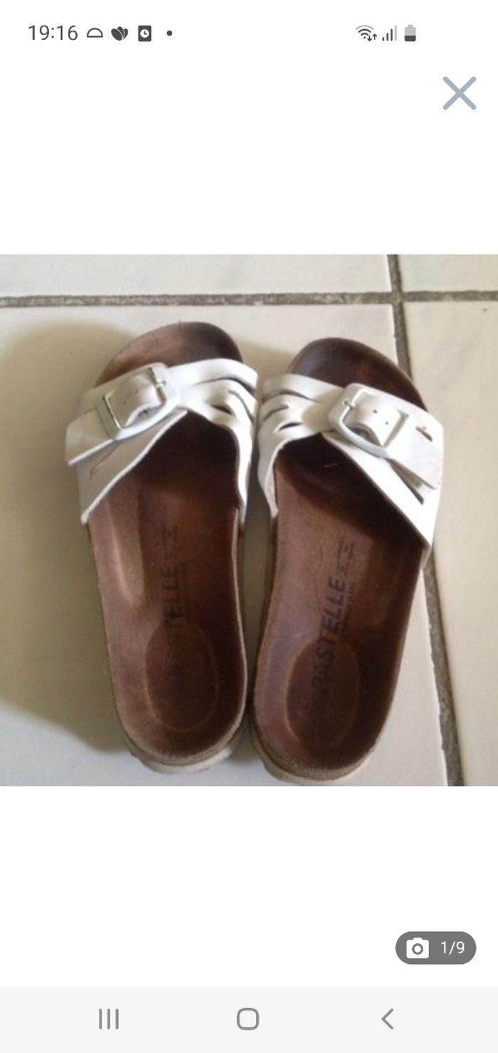 Mules / claquettes blanches Pastelle pointure 28