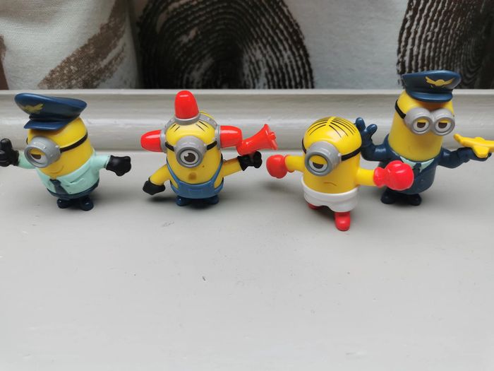 Lot de 10 figurines Minions McDonald's - photo numéro 6