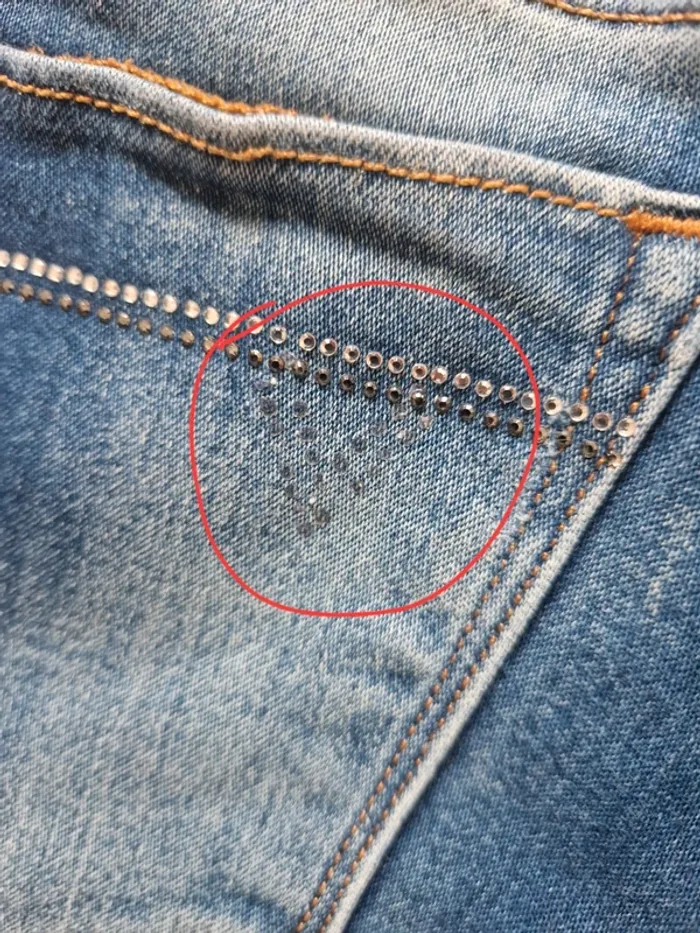 Jean 7/8 Guess taille FR 38 / US 28 - photo numéro 10