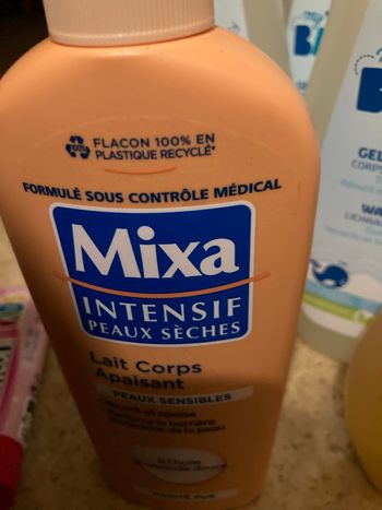 Lait corps mixa