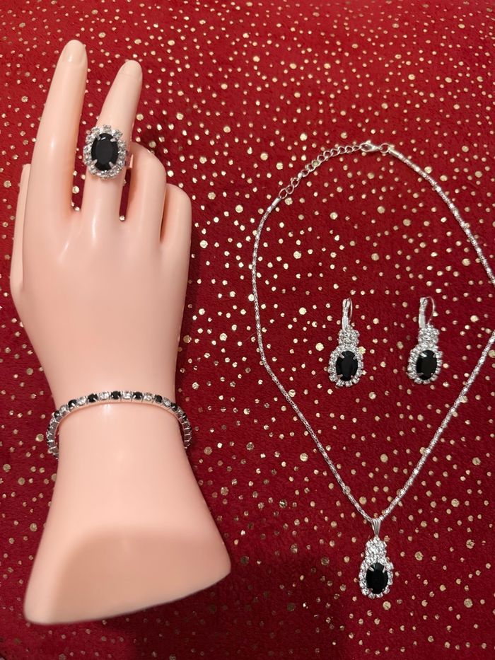 Ensemble de bijoux pour femme tout neuf