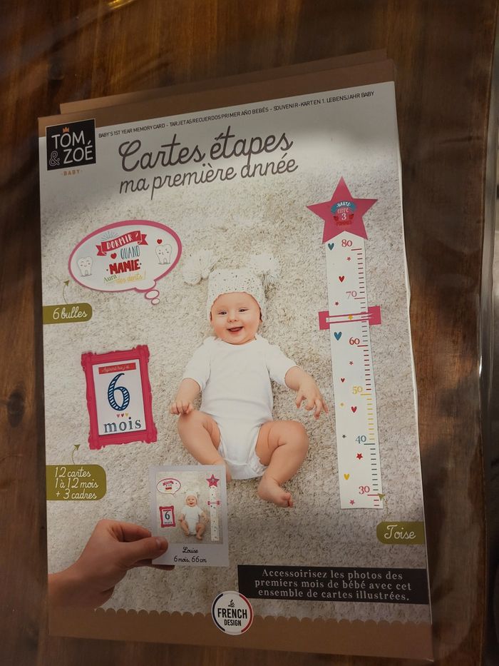 Cartes étapes Bébé Ma Première Année - 26 Visuels Dorés Pour Photo Souvenirs Mois Par Mois