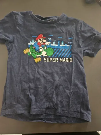 Tee shirt mario