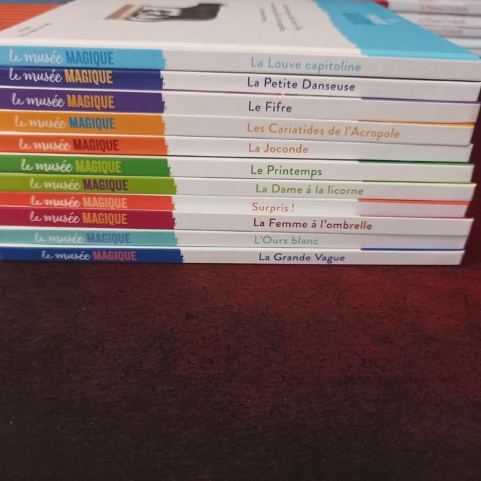 Lot livres Macdonald le musée magique 8€ si acheter aujourd'hui - photo numéro 2