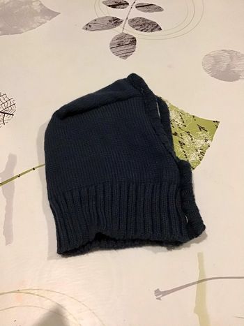 Cagoule bleu marine et grise taille 6/12 mois