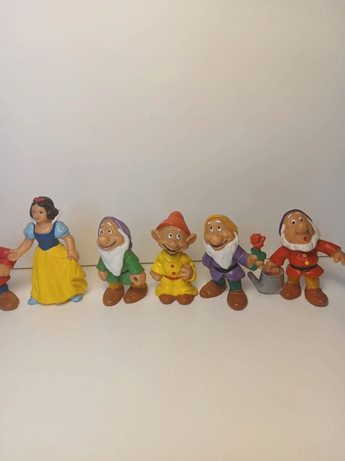 Lot figurines vintage Walt Disney production bully 1982 blanche neige et les sept nains - photo numéro 3