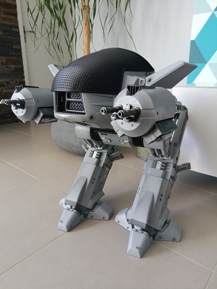 ED 209 de Robocop articulé - photo numéro 8