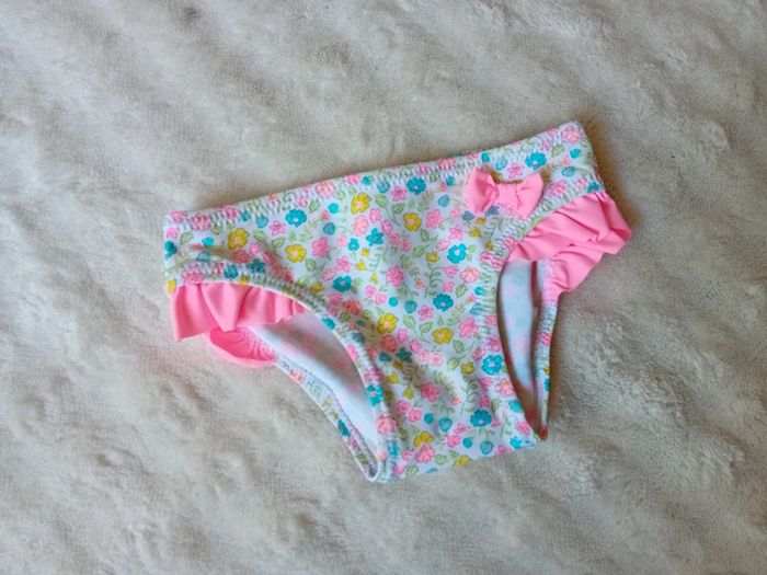 Maillot de bain bébé 6mois 🌸🌼 - photo numéro 2