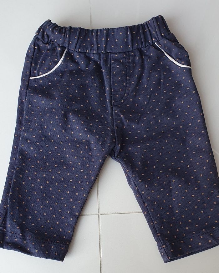 Pantalon 3 mois - photo numéro 3