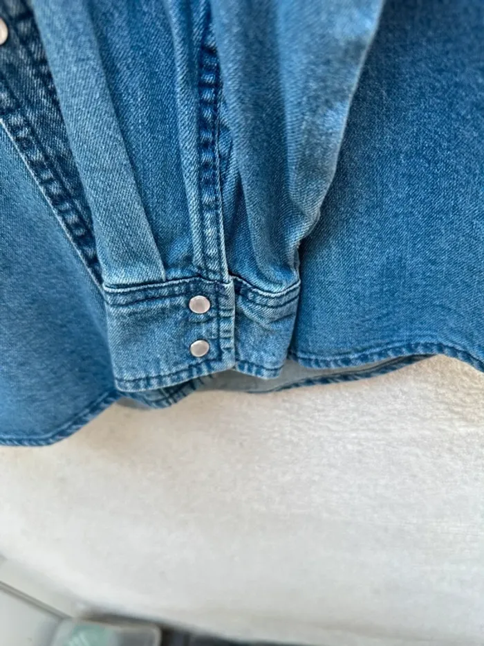 Chemise jean Promod neuve - photo numéro 2