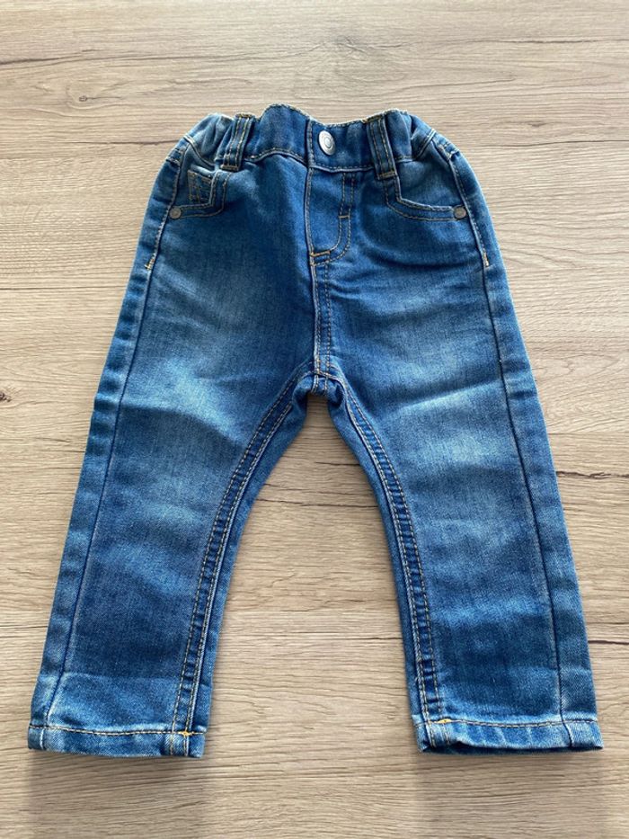 Lot 6 mois garçon 15 pièces (pyjamas/pantalons/pulls) - photo numéro 8