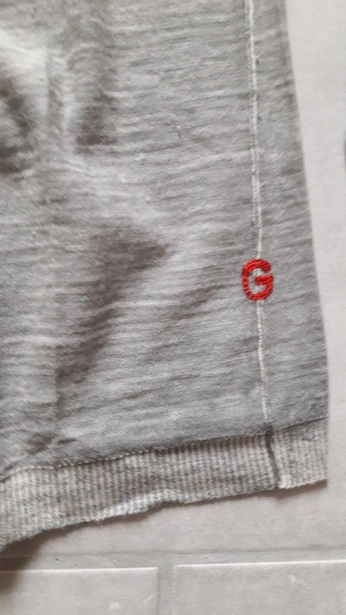 Pull fin Guess taille S coloris gris vert - photo numéro 4
