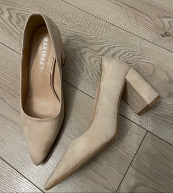 Escarpins talons carrés rose pastel pointure 39