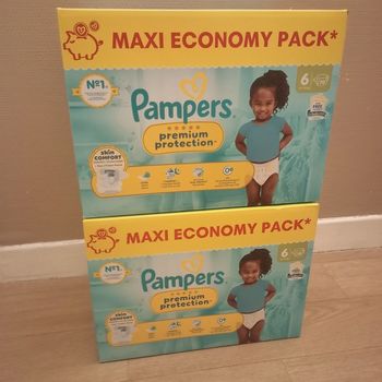 Lot Pampers premium protection taille 6 (140 couches)