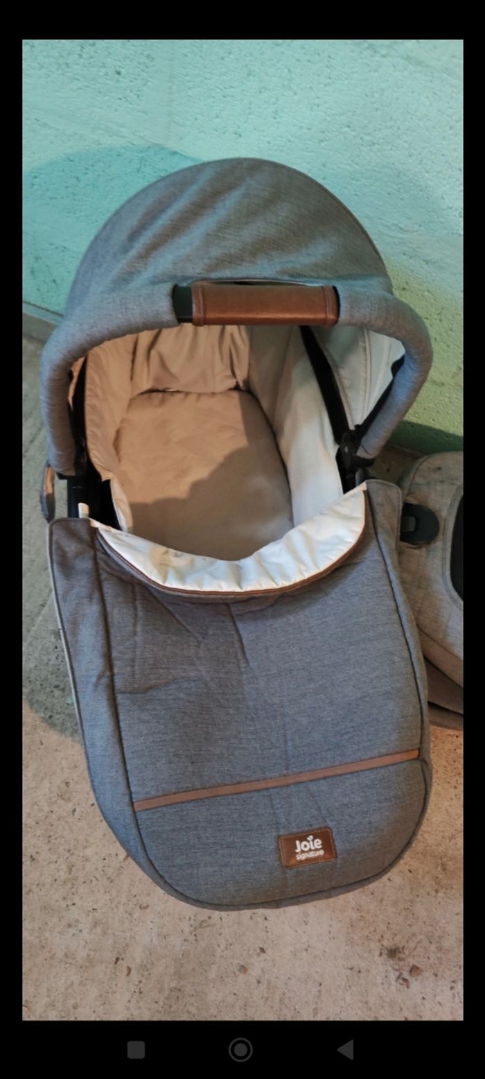 Ensemble poussette, base isofix, cosy et nacelle - photo numéro 3