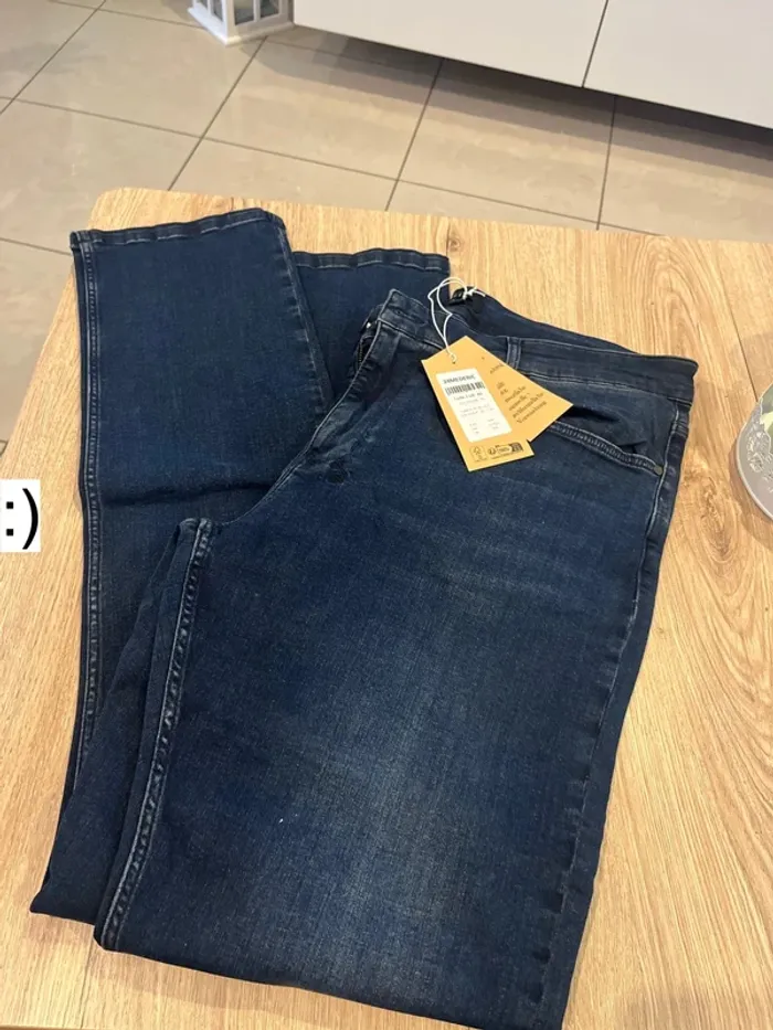 Jean homme Elora taille 46 neuf