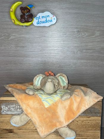 NIC676 doudou éléphant 🐘 nicotoy