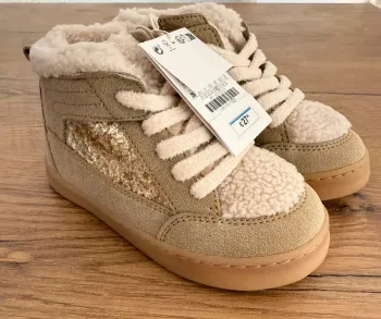 Basket fourrées neuves Zara