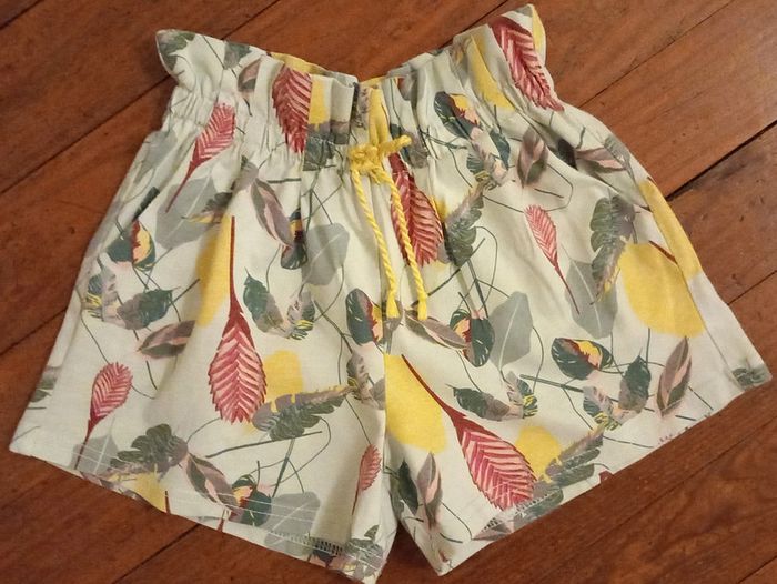 Short - 4 ans