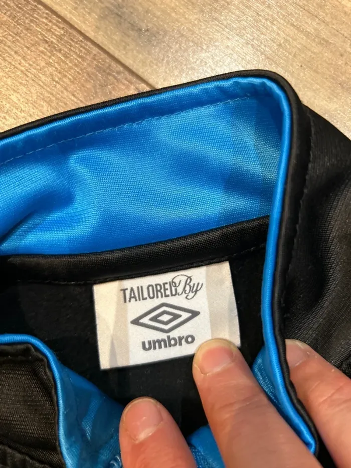 Veste sport bleue umbro - photo numéro 4