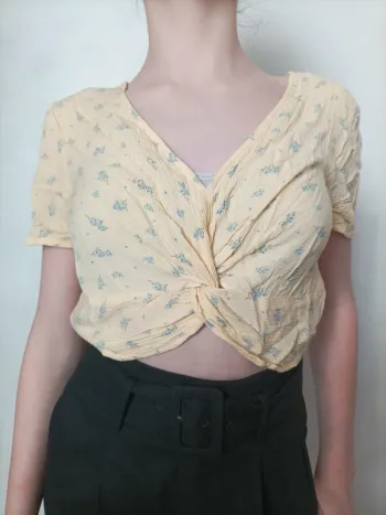 Crop top Kiabi taille 36