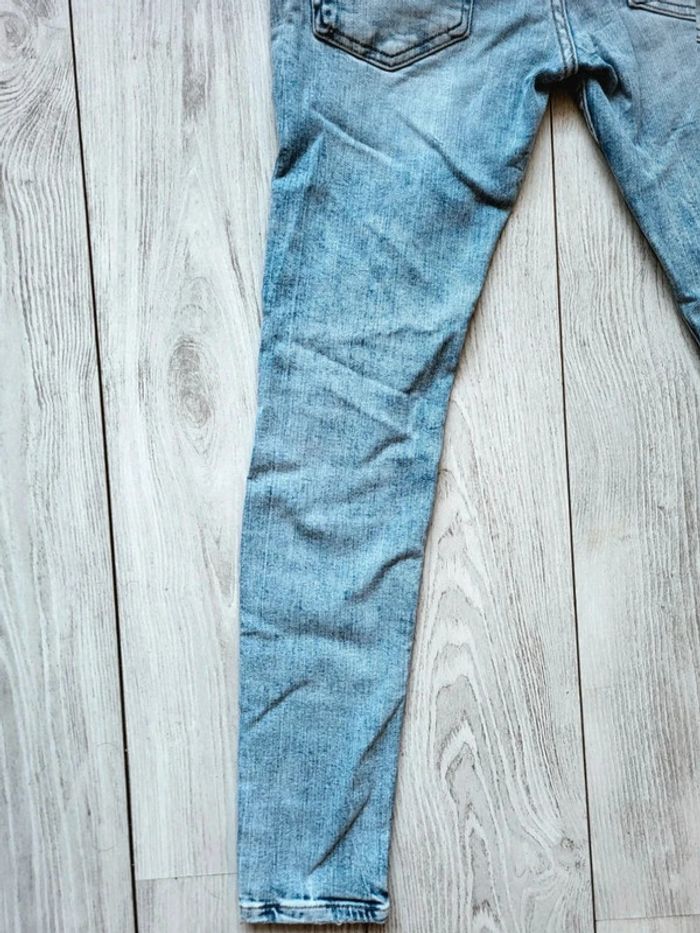 Jean Bershka Homme 36 – slim destroy bleu clair – effet déchiré tendance – look casual urbain - photo numéro 13
