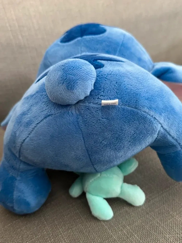 Peluche Disney stitch et scrump ( souillon) - photo numéro 4