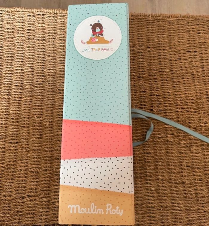 Nattou toise Charlotte et Rose + Coffret de naissance Moulin Roty - photo numéro 11