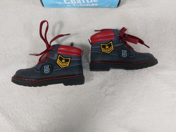 Bottines  bleu et rouge 22 - photo numéro 5