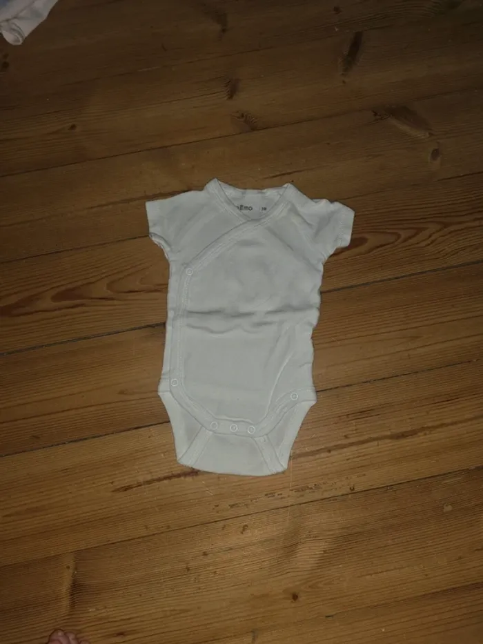 Lot de 4 bodie en coton, 3 mois. - photo numéro 8