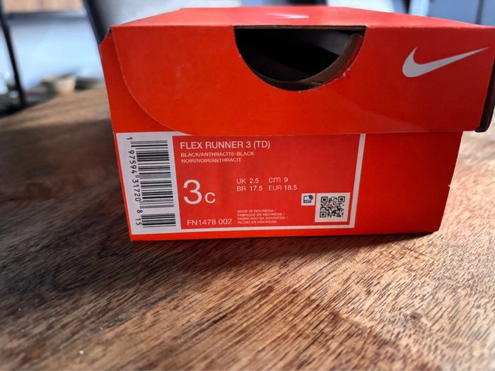 Baskets Nike P.18,5 Neuves unisex - photo numéro 10