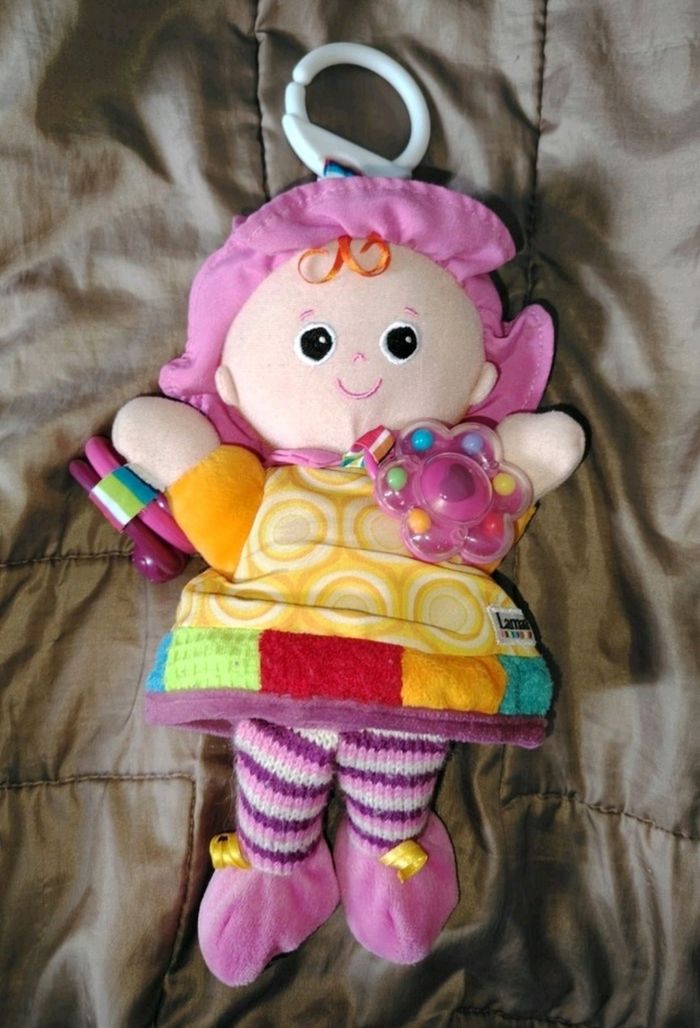 Poupée Lamaze peluche Émilie mon amie