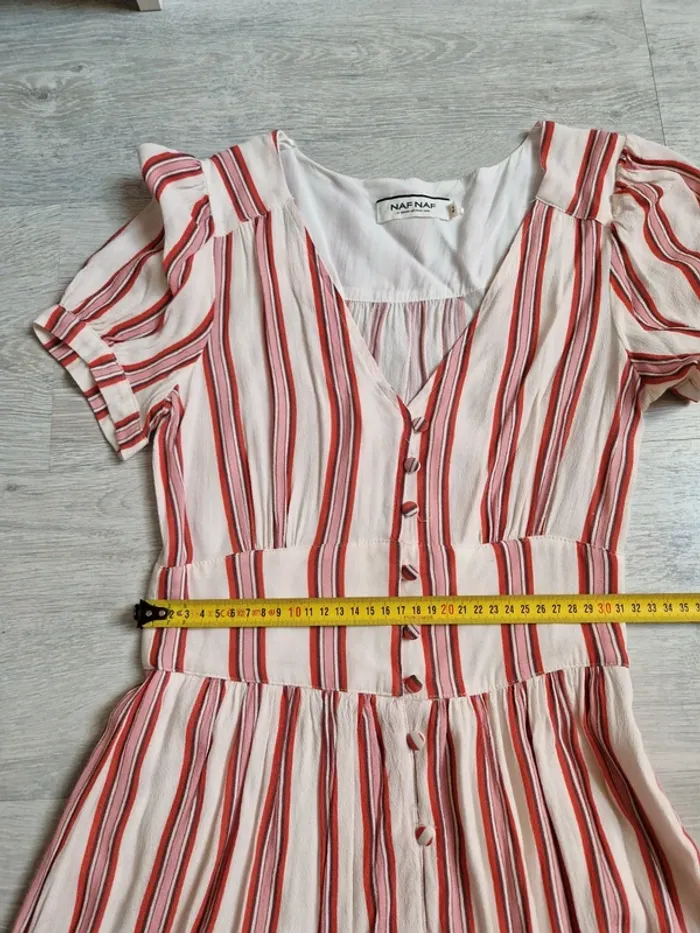 Très jolie robe naf naf écrue à rayures taille 34 - photo numéro 6