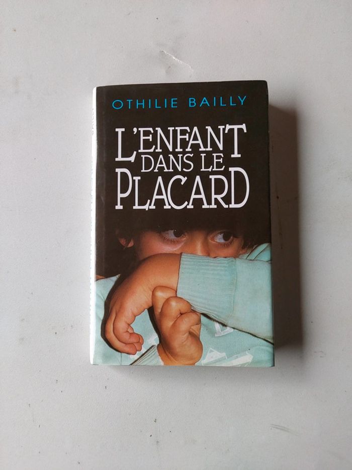 L'enfant dans le placard