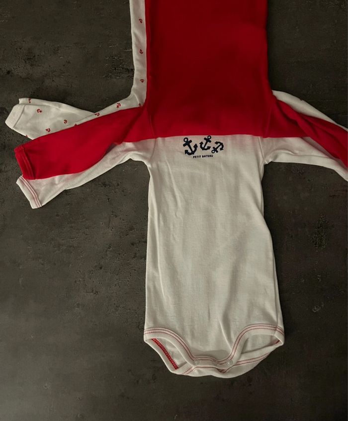 Lot de 3 bodies petit bateau (6 mois),Fille. - photo numéro 3