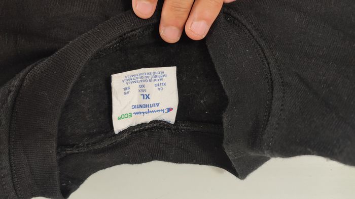 Vêtement Homme Sweatshirts Sweats pull noir Champion authentic taille XL #Retrostreet - photo numéro 2