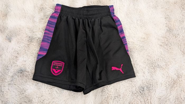 Short Puma Girondins de Bordeaux taille 5-6 ans