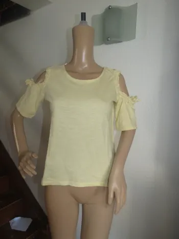 T-shirt taille S femme 