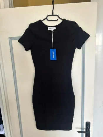 Robe moulante noir Sixth June Paris M