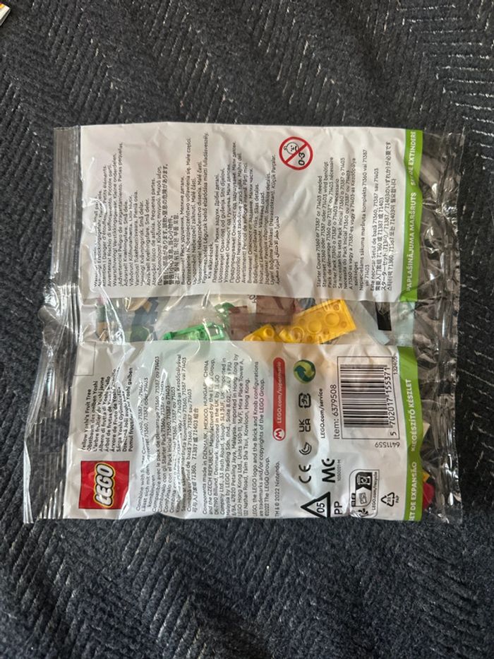 Polybag Lego Super Mario 30509, Yellow Yoshi's Fruit Tree - Expansion Set scellé - photo numéro 3