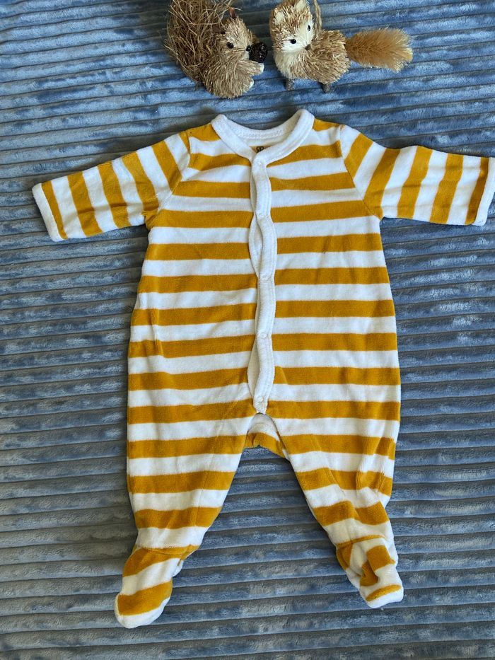 Lot pyjamas - photo numéro 2