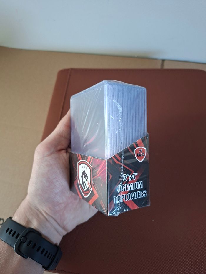 Classeur zip de rangement pour 128 cartes sous toploaders Pokémon + 25 toploaders rigide FireMint - photo numéro 4