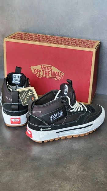 Vans MTE Half Cab Gore-Tex Black White - Unisex - Size : 39 🌈🌈