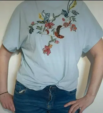 Tee-shirt broderie