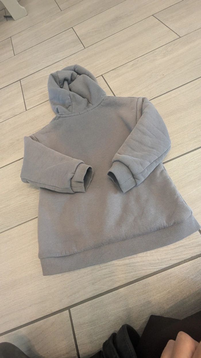 Pull à capuche 3 ans - photo numéro 3