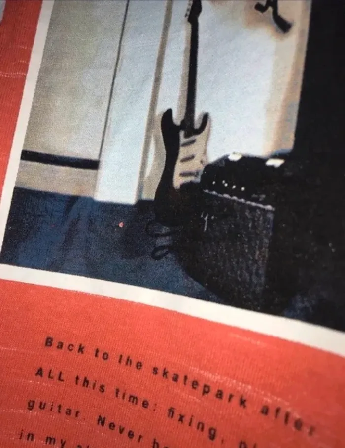 t-shirt manches courtes c&a garçon 9-10 ans 134-140 cm orange chiné motifs skateboards - photo numéro 3