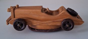 Brosse à vêtements de collection en forme de Mercedes en bois