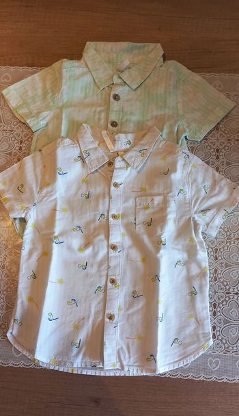 2 chemises manches courtes