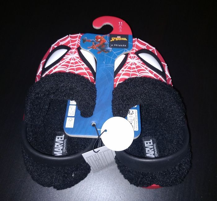 Chaussons Sabots Spider-Man Neufs avec étiquette - photo numéro 2